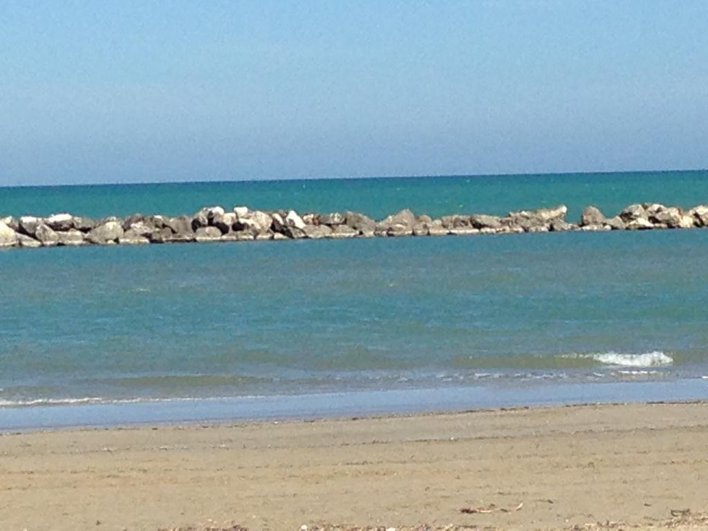 Hotel Gabbiano Porto San Giorgio Bagian luar foto